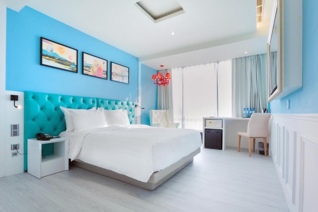 Fx Hotel Tainan Exterior photo